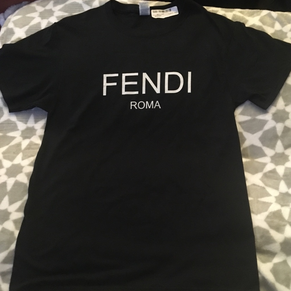 Fendi Roma 100% Cotton Men’s T Shirt Black Sz.Sm.